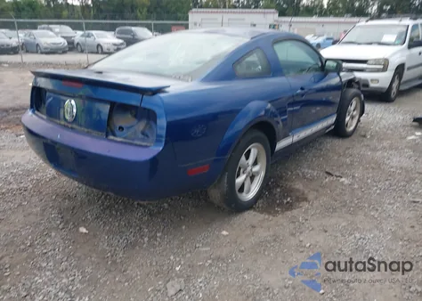 2007 Ford Mustang V6 Deluxe/V6 Premium из США, поврежденный, VIN 1ZVHT80N675265083